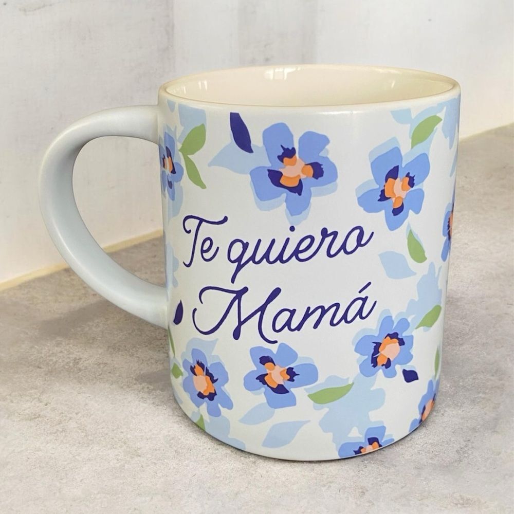 NWT Room Essentials "Te Quiero Mamá" Floral
Stoneware Mug - 16 oz